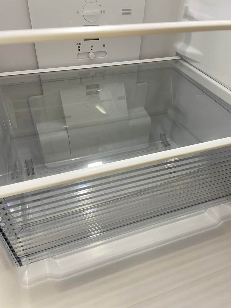 SHARP 冷蔵庫 2022年製　179L 上下二段式 ホワイト