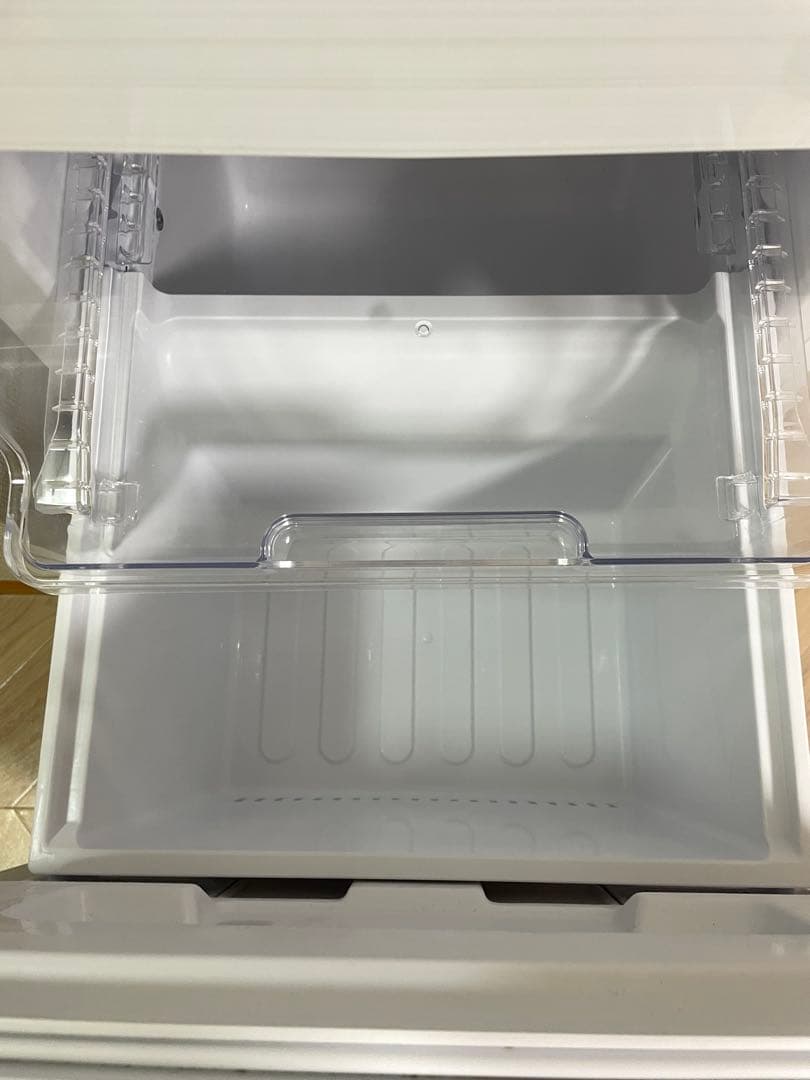 SHARP 冷蔵庫 2022年製　179L 上下二段式 ホワイト