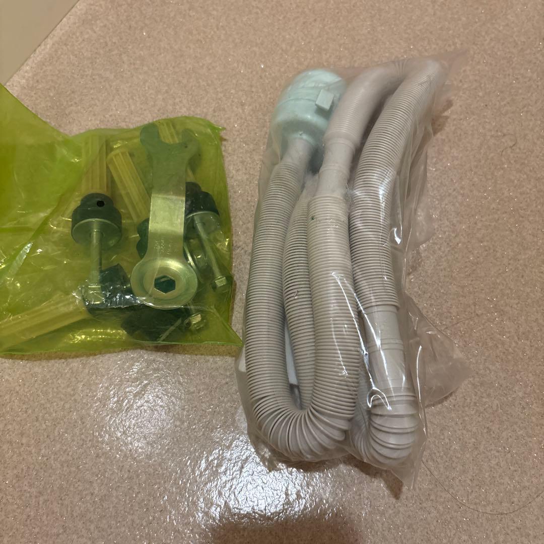 アイリスオーヤマ　２０２１年製ドラム式洗濯機　FLK832　左開き　乾燥機能低下