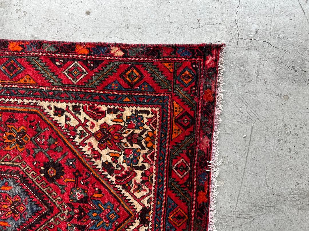 【Vintage rug】ペルシャ絨毯｜150 × 104cm｜アフシャル族