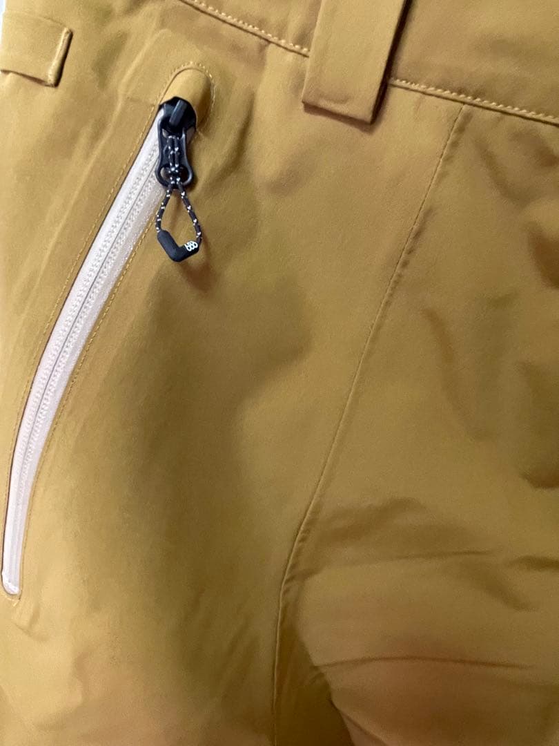 新品タグ付　686 パンツ　シックスエイトシックス　スノーボード