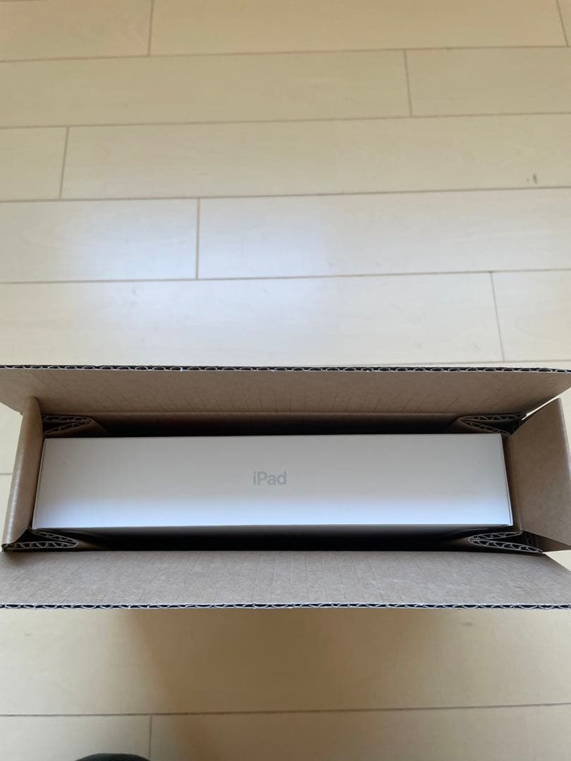 新品未開封 新型iPad 128GB 11インチWi-Fi シルバー