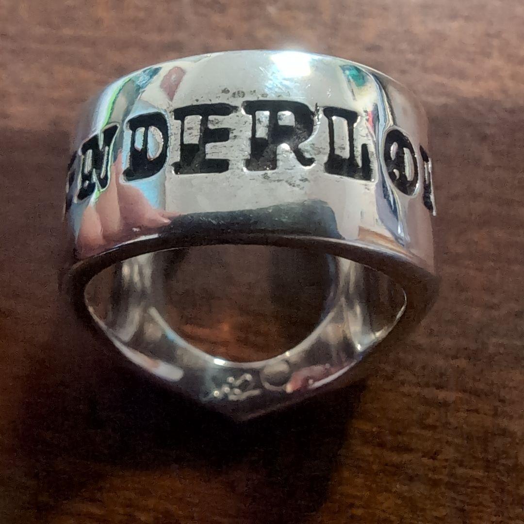 ホースシューリング石付き　テンダーロイン　TENDERLOIN