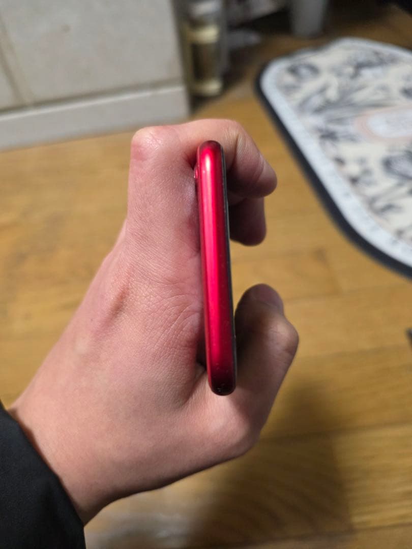 iPhone8 レッド 64GB