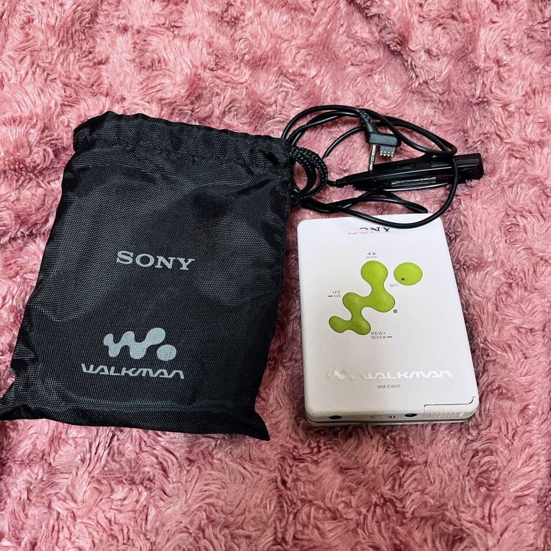 美品SONY walkman WM-EX615 カセットプレーヤー 専用ポーチ付