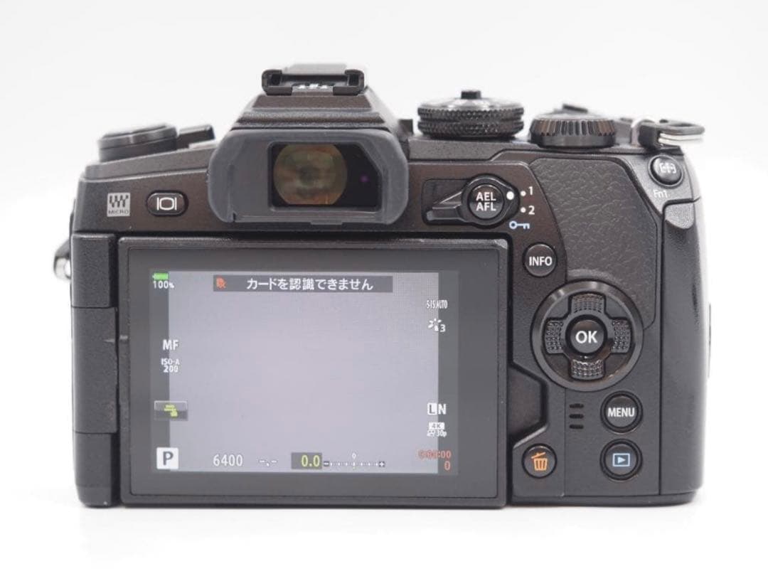 デジタルカメラ OLYMPUS OM-D E-M1 mark II