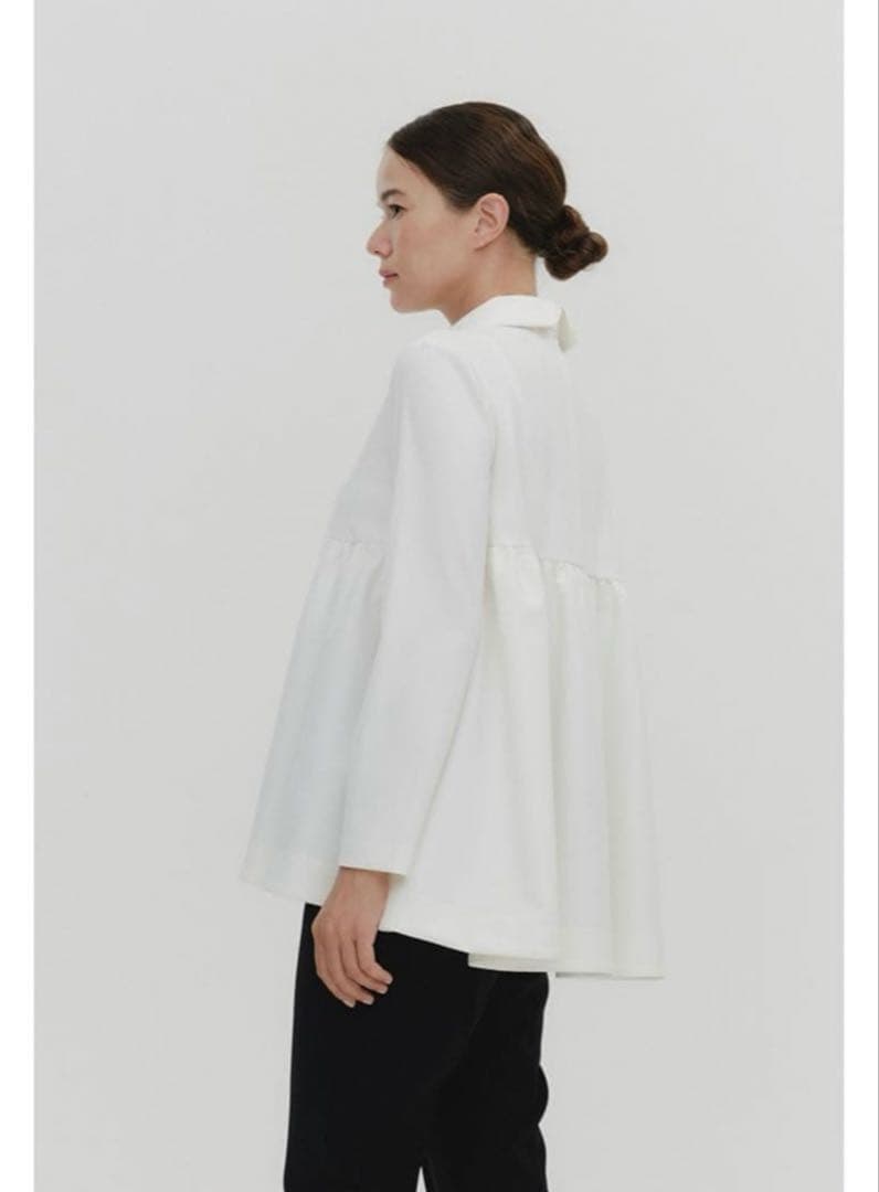 【A 美品】yori サイドギャザーセレモニーブラウス　38