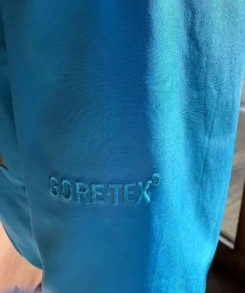 パタゴニア インサレーテッド パウダー ボウル ジャケット　ゴアテックス