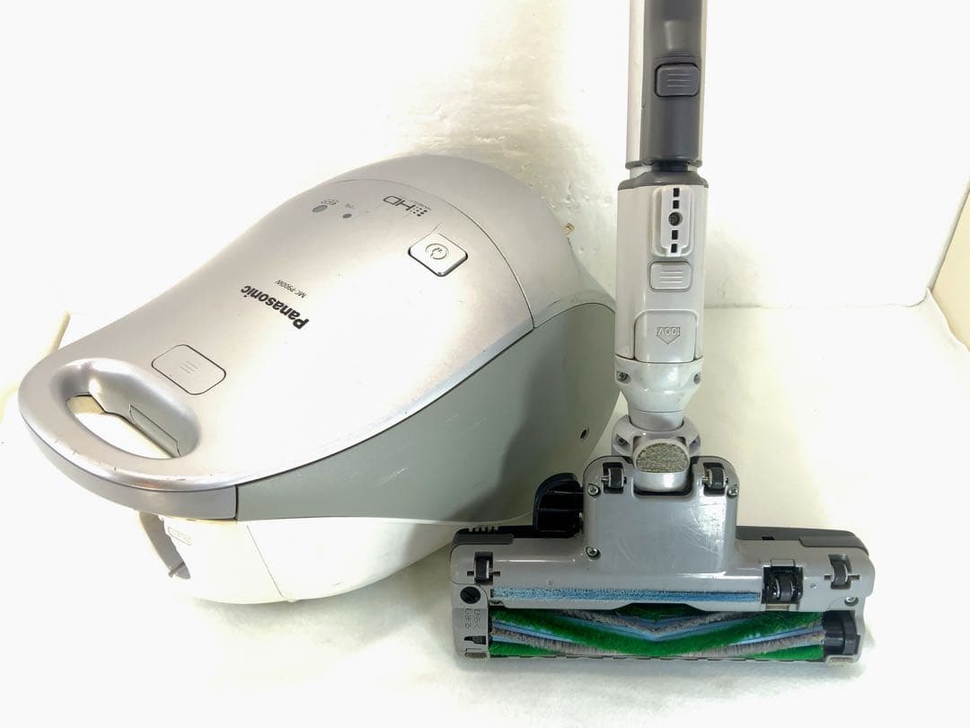 Panasonic 紙パック式クリーナー　MC-P900W