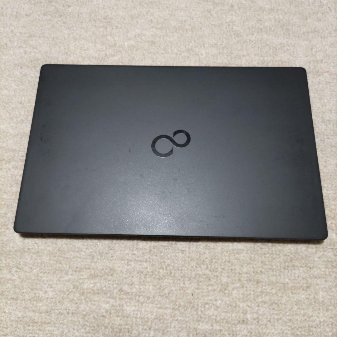 第11世代 富士通 LIFEBOOK U9311/F i5 液晶枠に破損ヒビあり