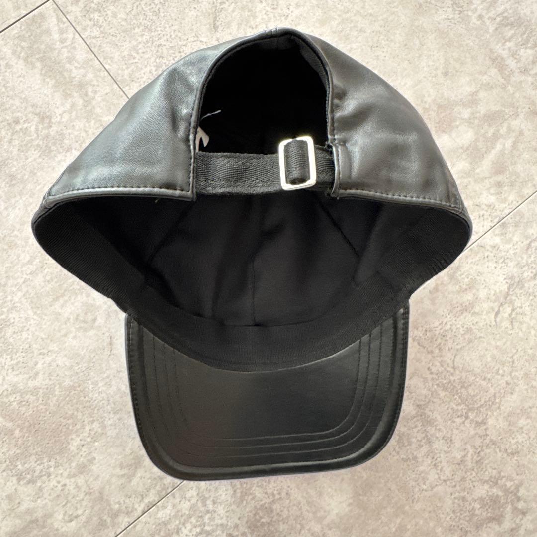 N°21 ブラック レザー風 キャップ