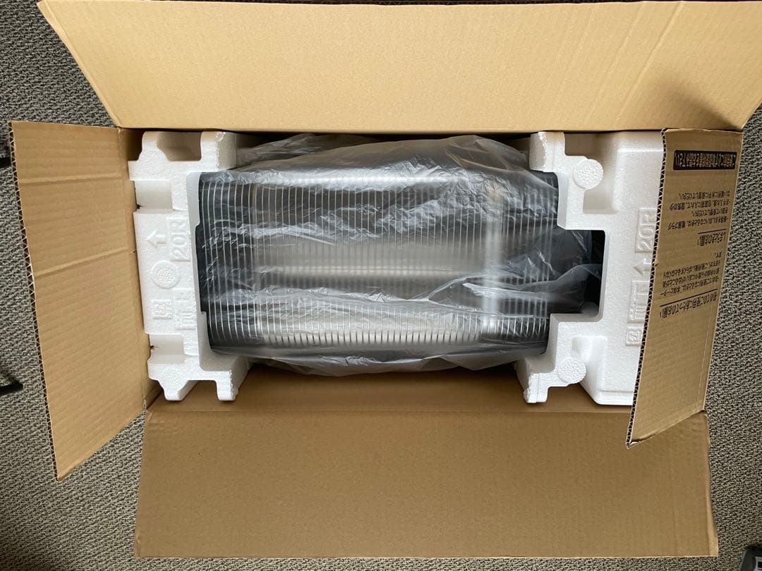 ら*ん様 美品　タワー型電気ヒーター ブラウン　2022年製