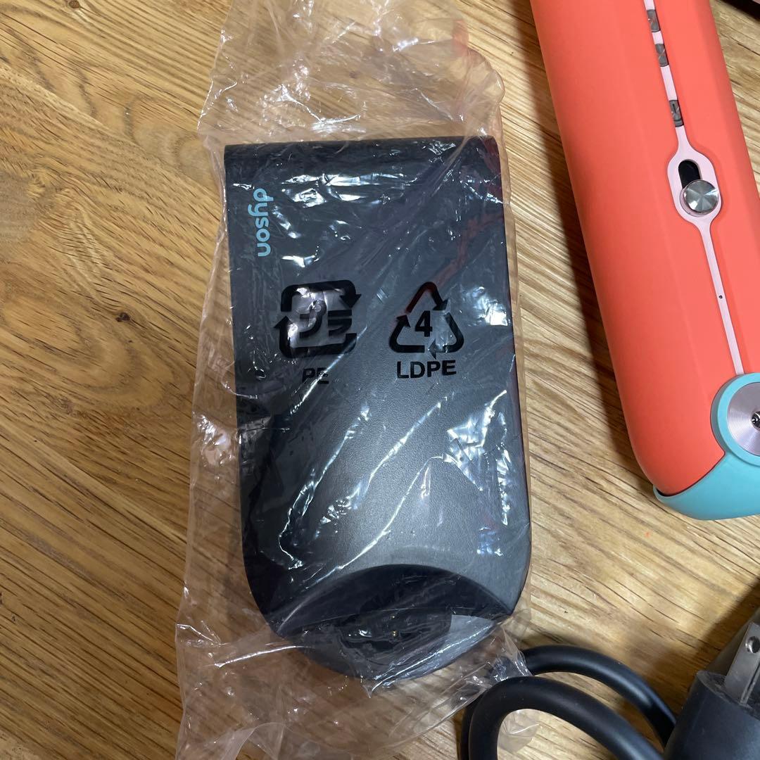 Dyson Corrale ヘアアイロン　セラミックポップ