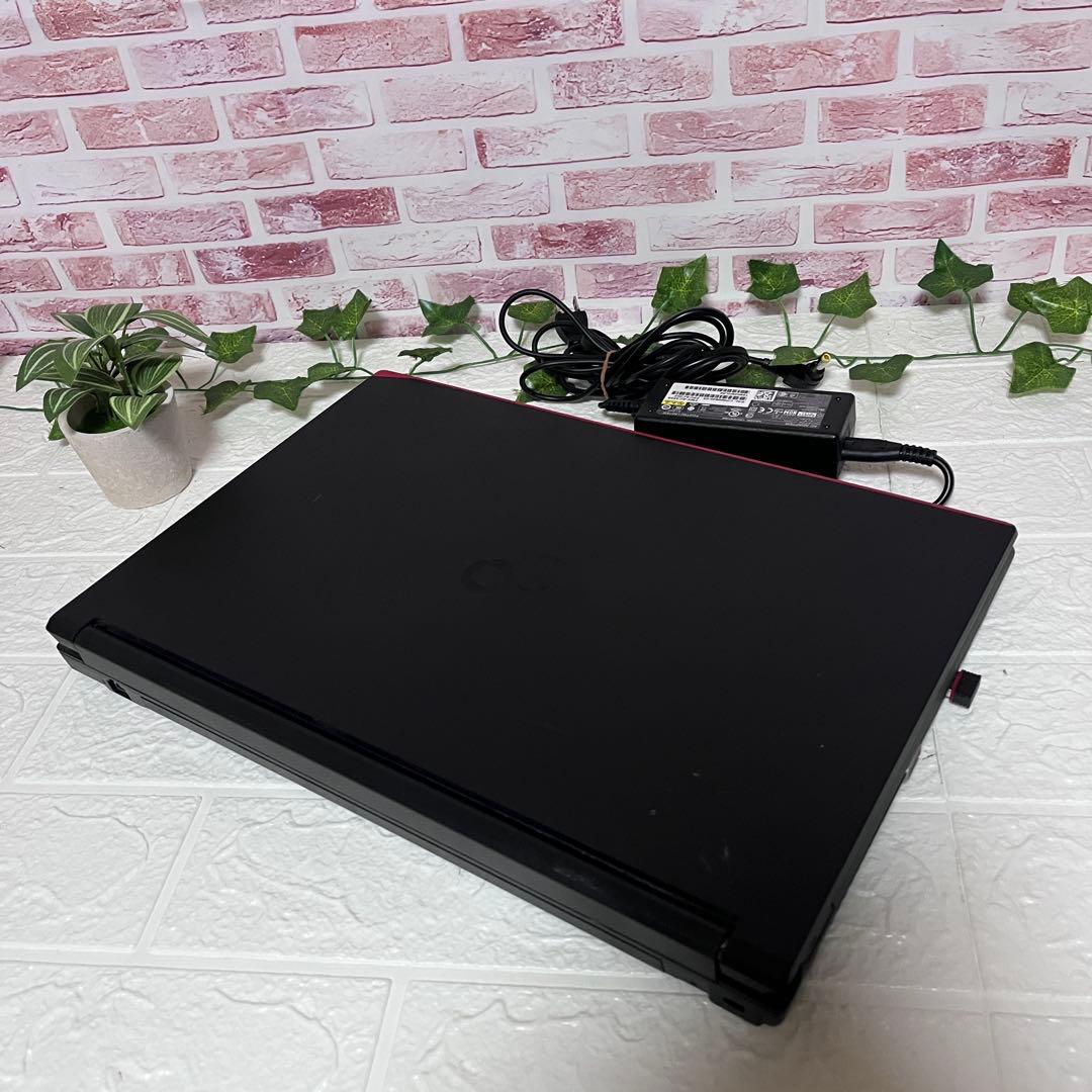 ★美品富士通 SSD新品256GB メモリ8GB★A579/A ノートPC461