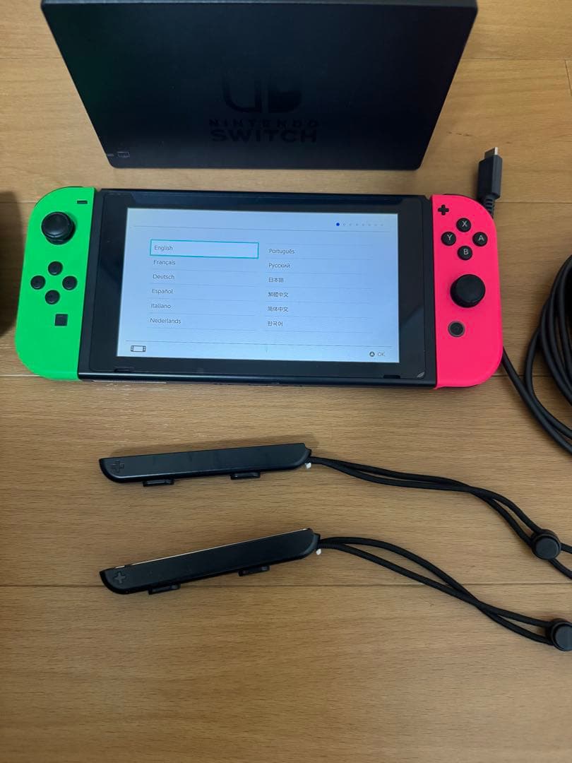 任天堂　Nintendo Switch スイッチ HAC-001