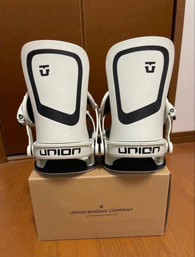 UNION ULTRA ホワイト Mサイズ　バインディング　23-24モデル