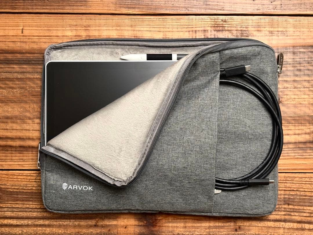 【美品】Wacom One 14 液晶ペンタブレット＋キャリーポーチ、グリップ