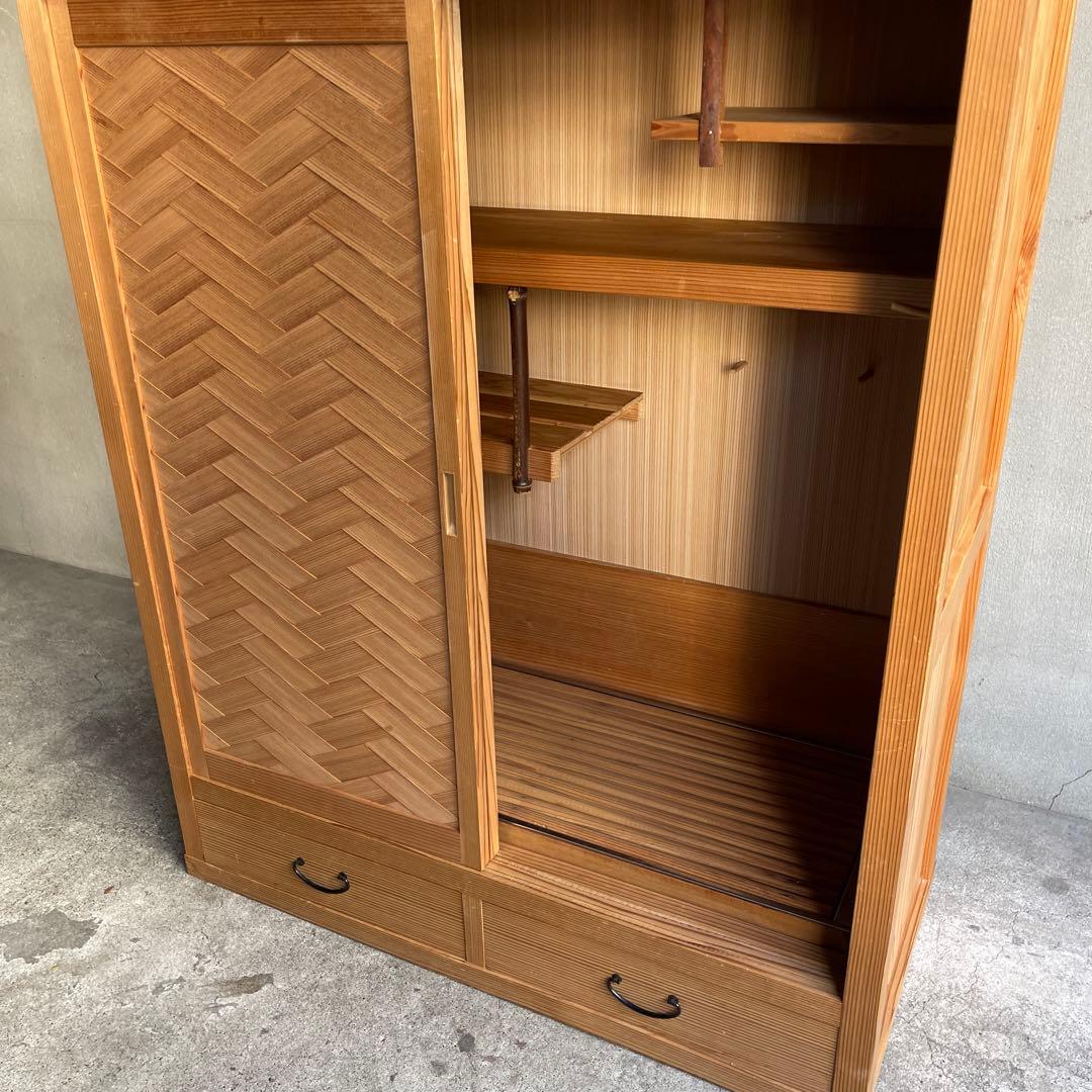 置水屋　茶道具　茶箪笥　茶棚　網代引戸