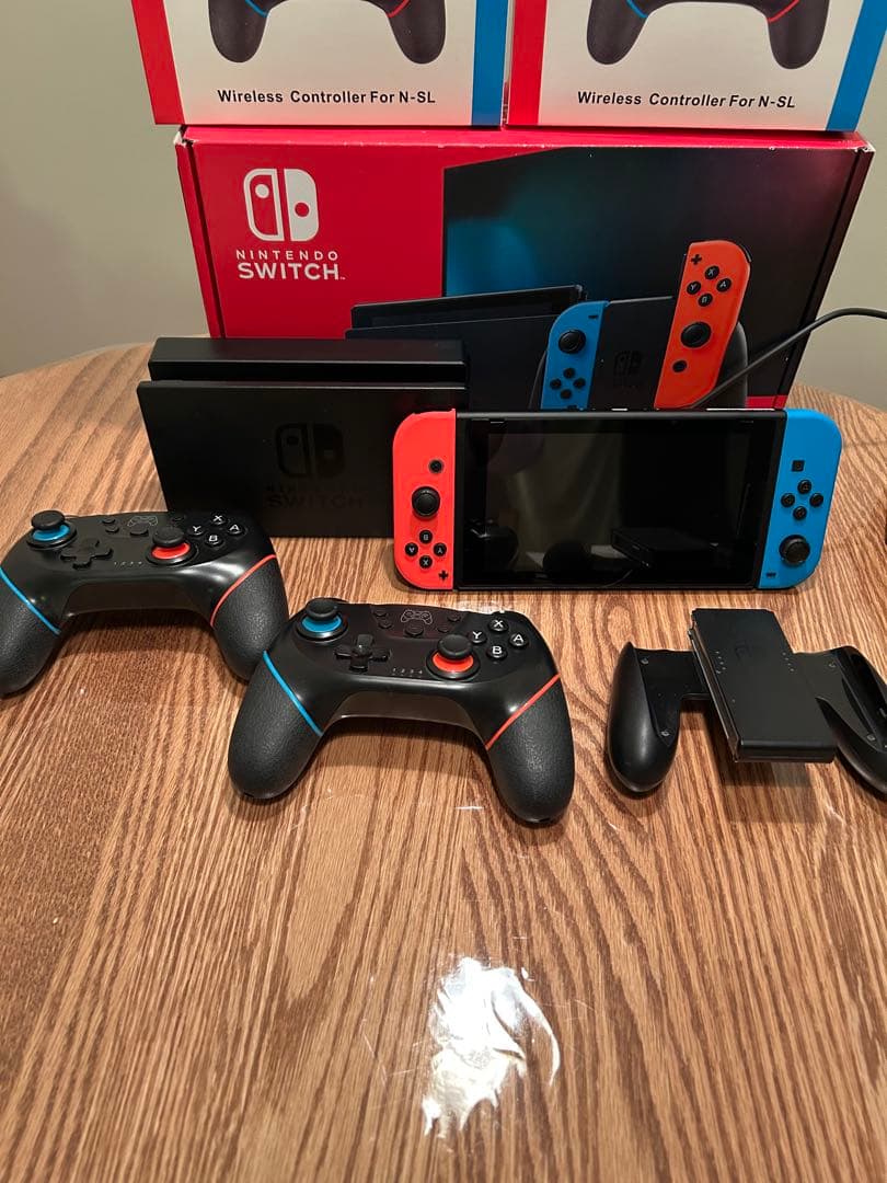 美品！Nintendo Switch 本体 ネオン／コントローラ2個セット