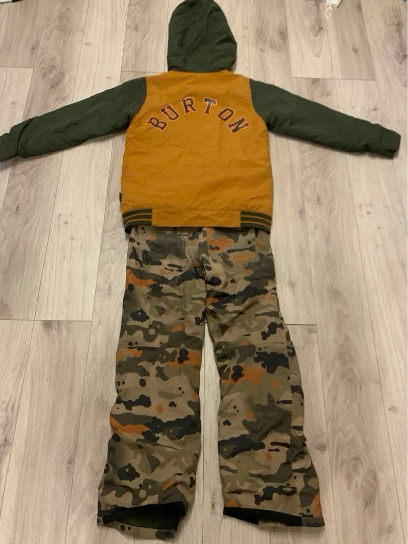 BURTON スノーボードウェアセット 子ども用迷彩 キッズ、ジュニアサイズM