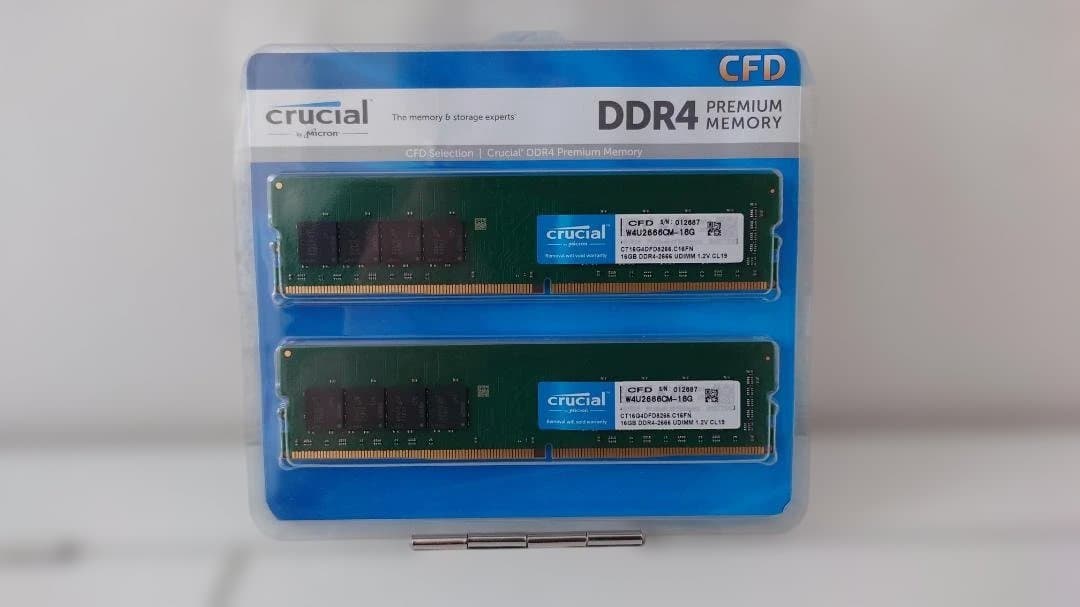 crucial DDR4 16GB メモリ 2枚組