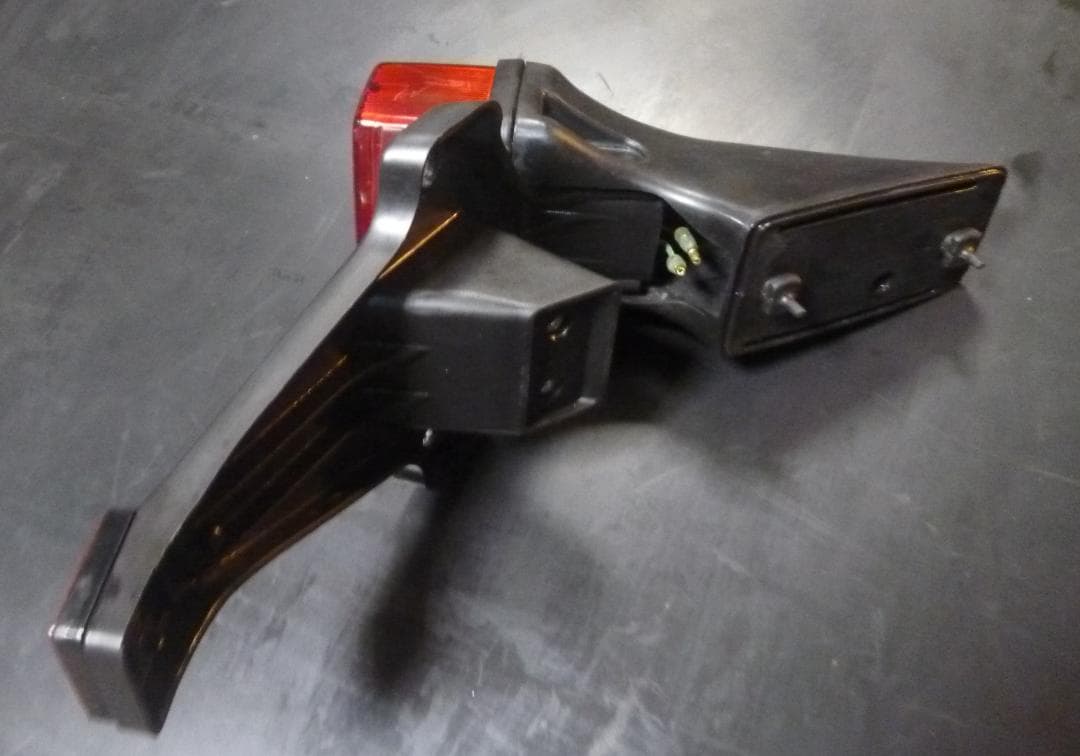 ホンダ　XLR250R リアフェンダー 純正　MD22