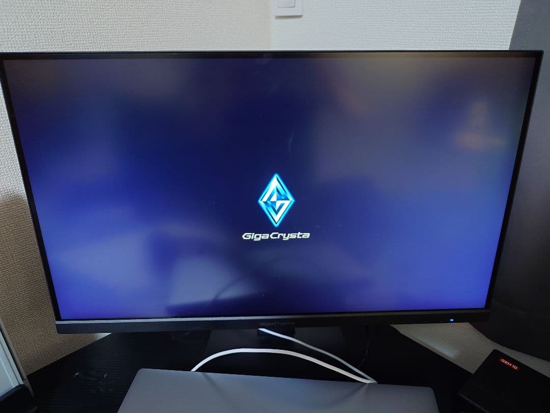 GigaCrysta 4K 27インチ