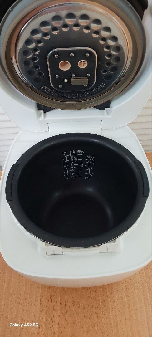 TIGER 圧力IH炊飯器 ホワイト　JPB-B180