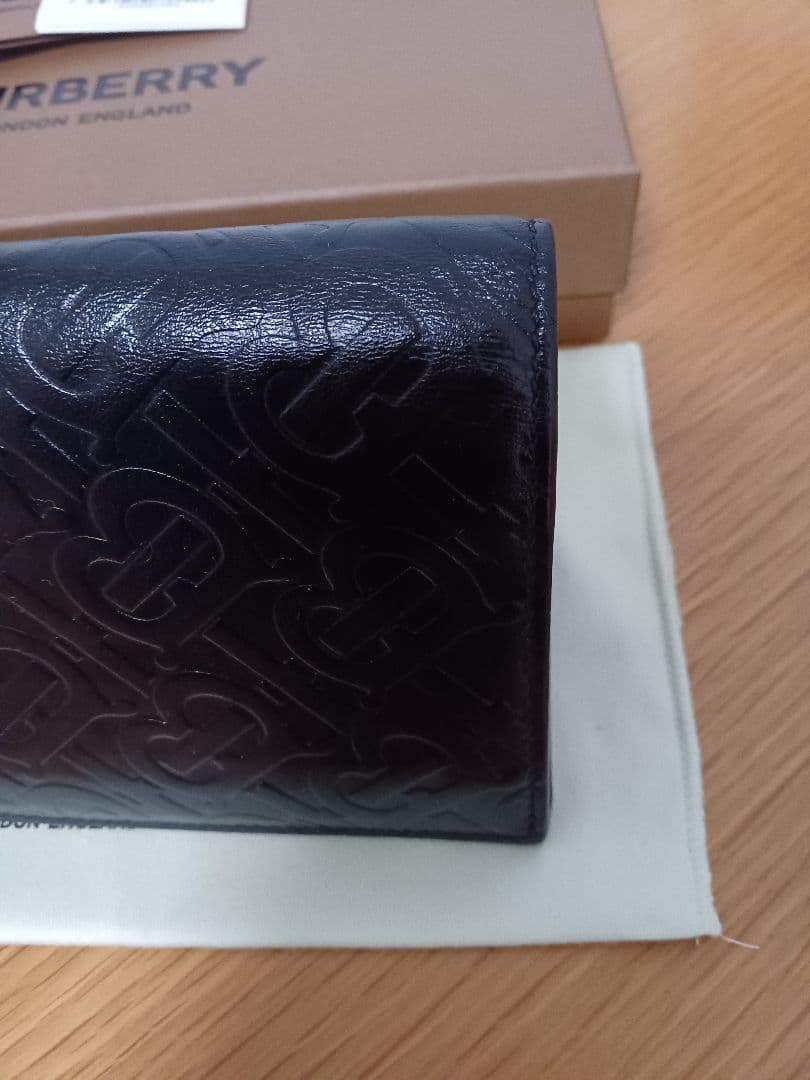 未使用に近い　BURBERRY財布　正規品　イタリア製