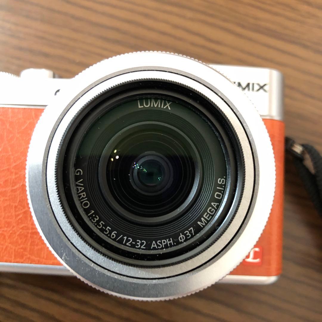 【即使用可能】LUMIX DC-GF9 ダブルレンズキット 64GBのSD付き