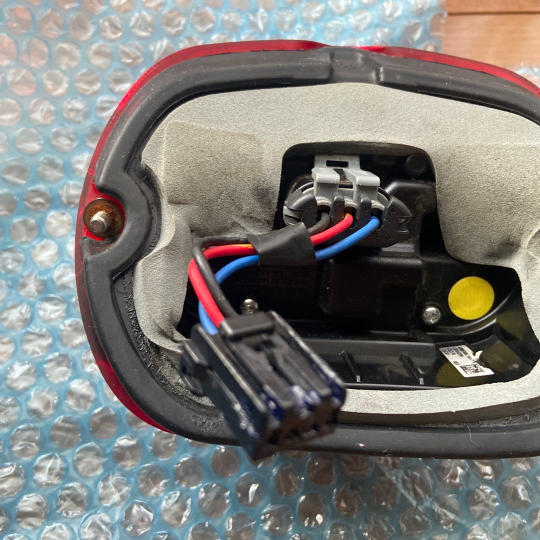 ハーレー純正レイバックLEDテールランプ