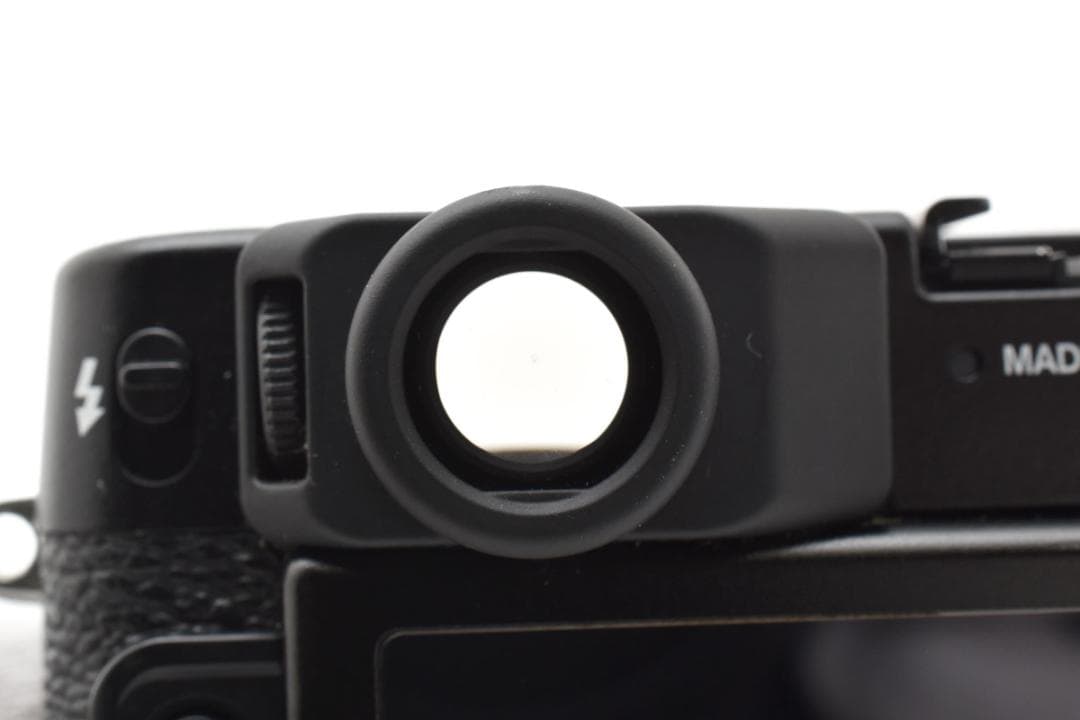 フジフィルム　FUJIFILM X10 1249