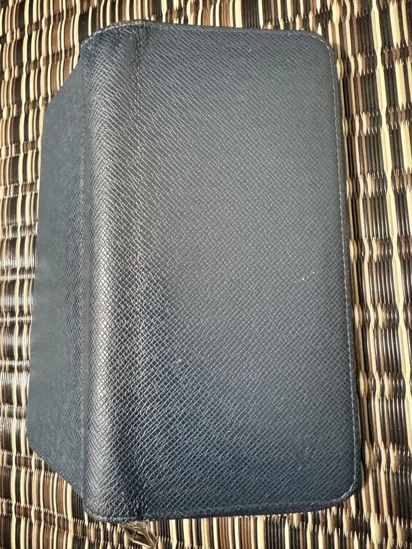 2017年製ルイヴィトン ヴェルティカル タイガ 長財布　ネイビー