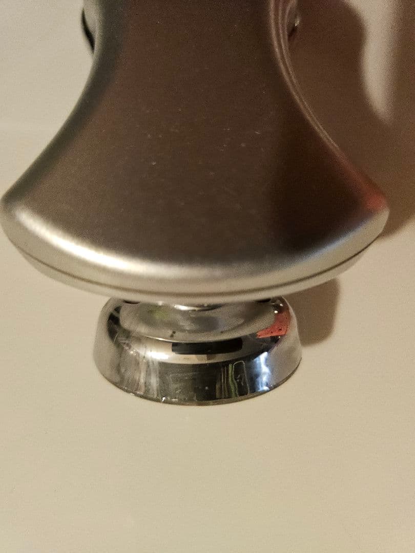 リベラータララルーチェRF EMS美顔器