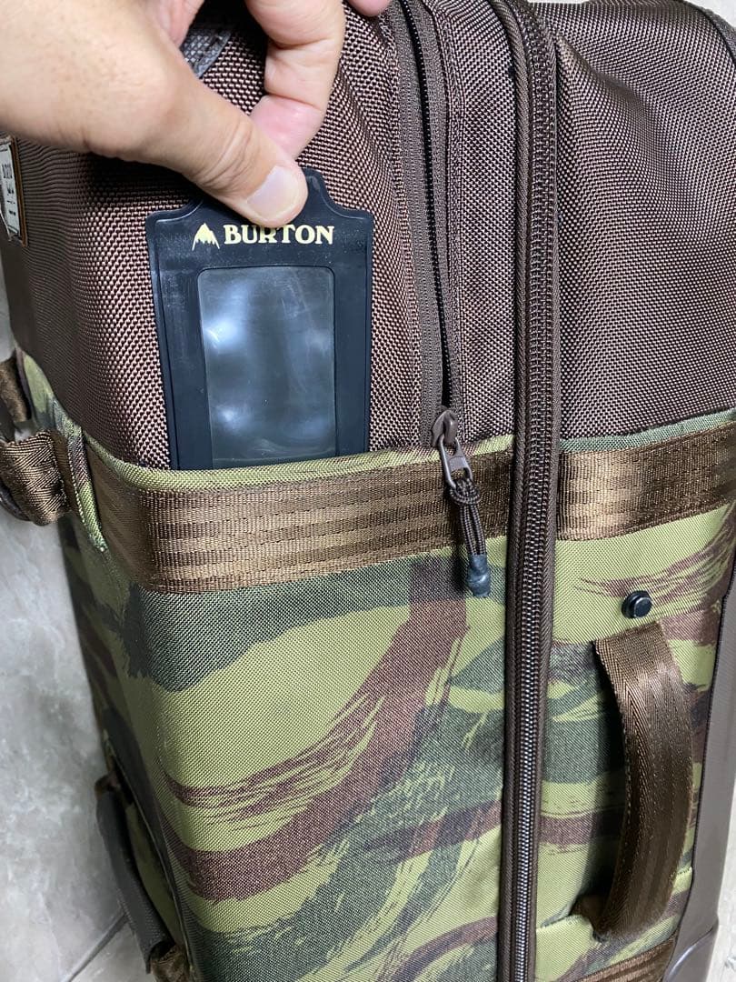 Burton キャリーバッグ カモフラージュ キャリーケース 大容量