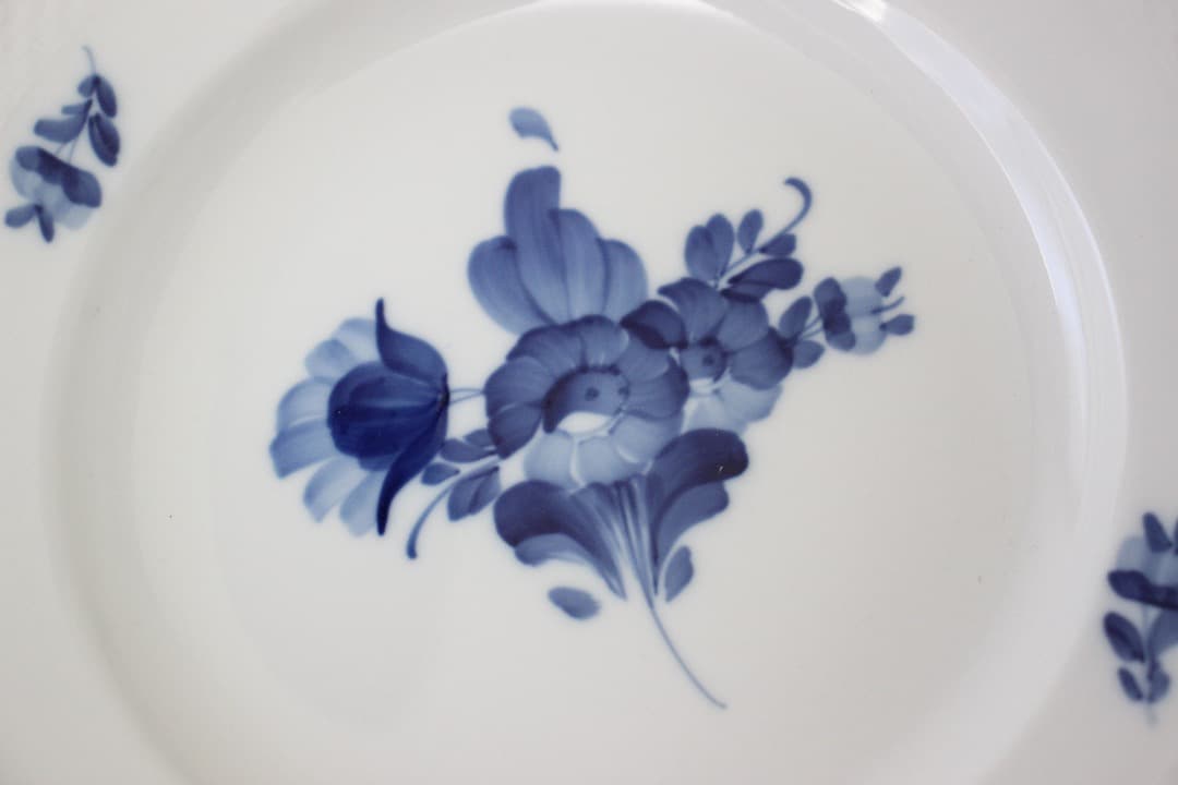 未使用・箱入　ロイヤルコペンハーゲン　ブルーフラワー　２３cmプレート　ペア