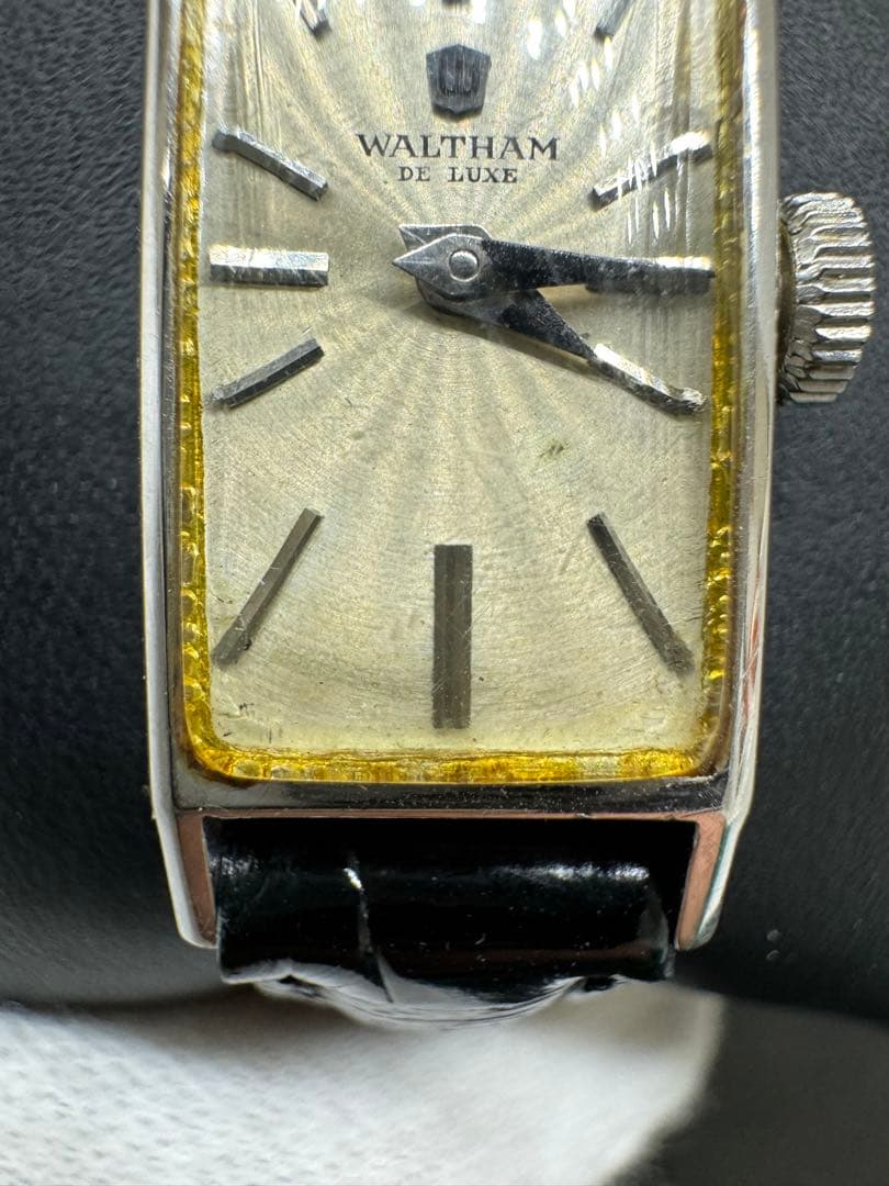 WALTHAM ウォルサム 手巻き プラチナ腕時計 レクタンギュラーケース