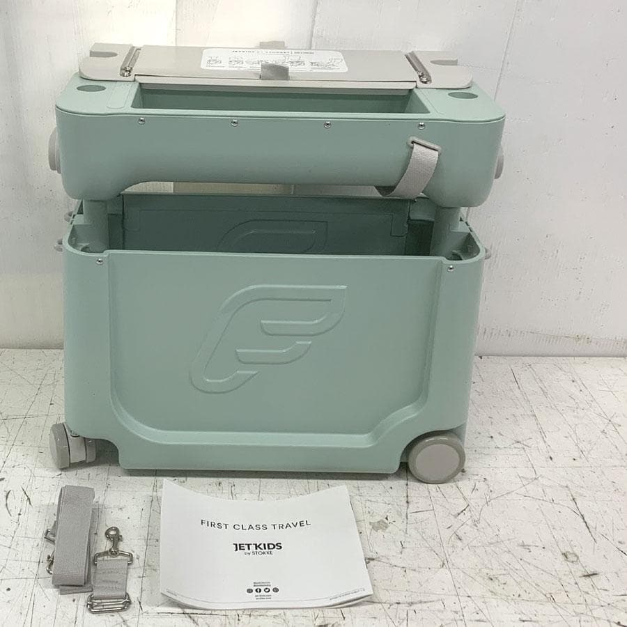 Jet Kids by Stokke ジェット キッズ　子供用　スーツケース