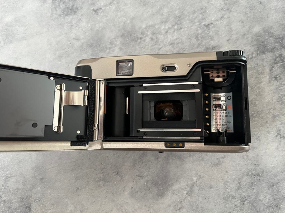 【専用】CONTAX Tvs シルバー コンパクトフィルムカメラ ジャンク品