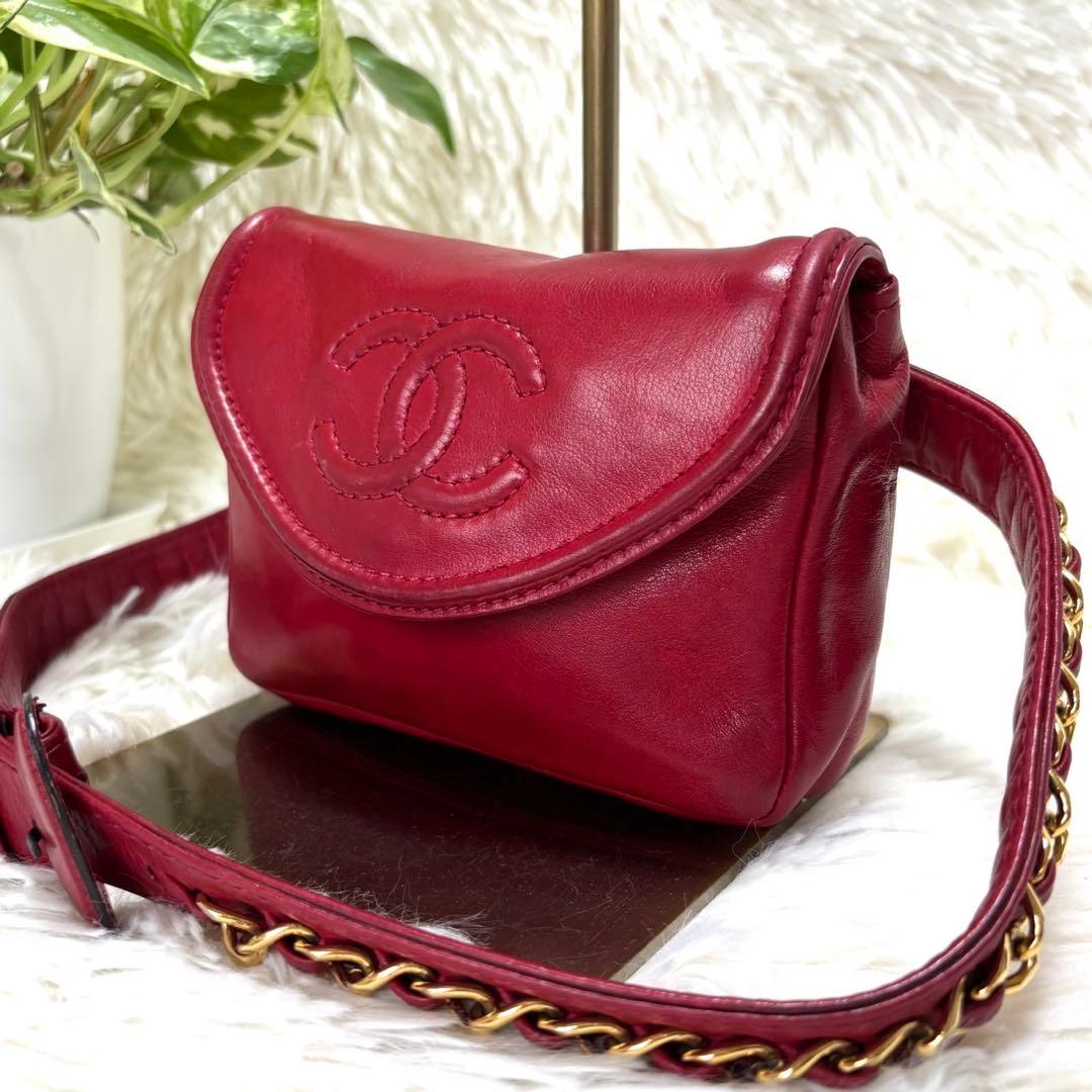 【美品・鑑定済み】CHANEL ウエストポーチ　ココマーク　チェーン　レッド