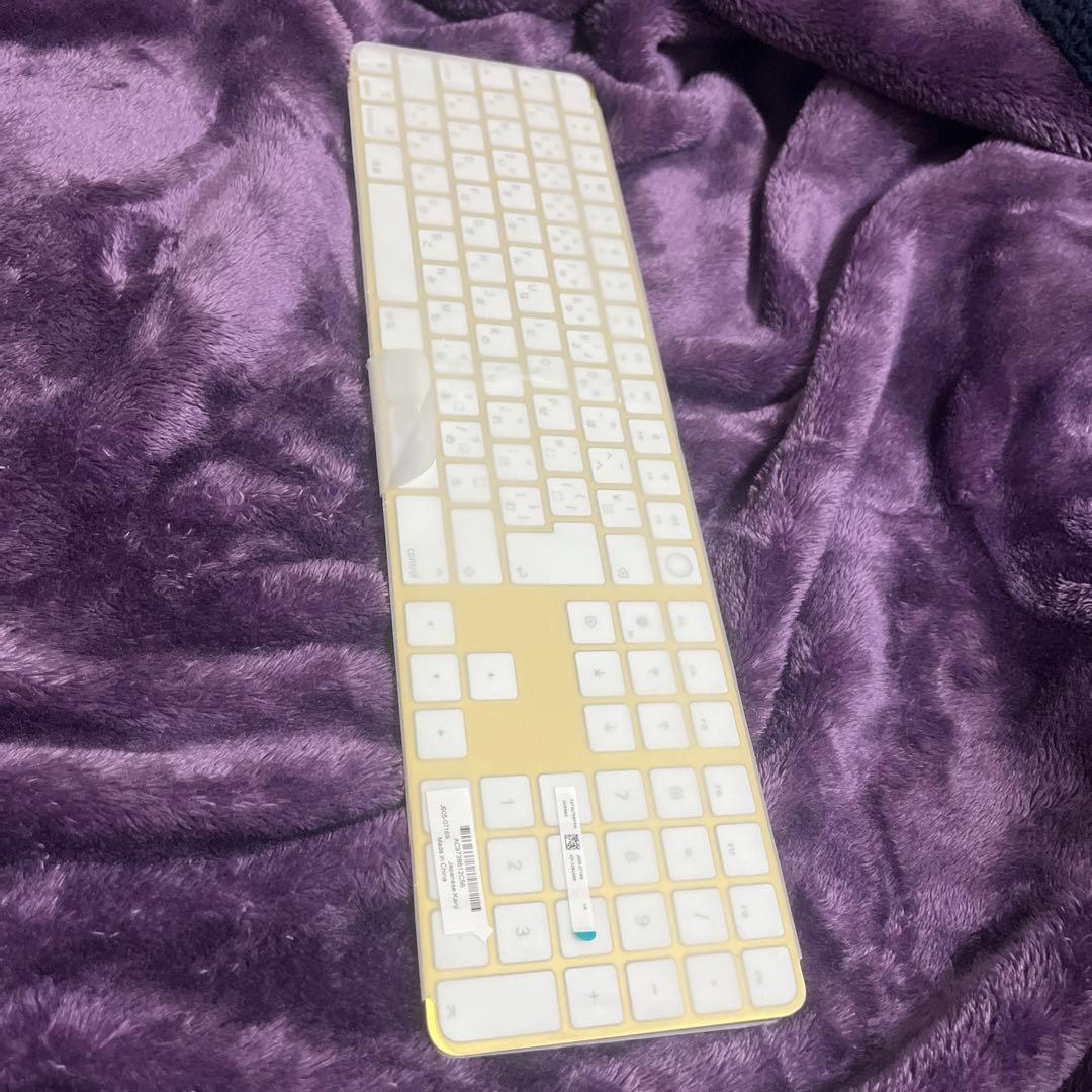 【新品】Apple マジックキーボード A2520 ゴールド　今週　特別　値下げ