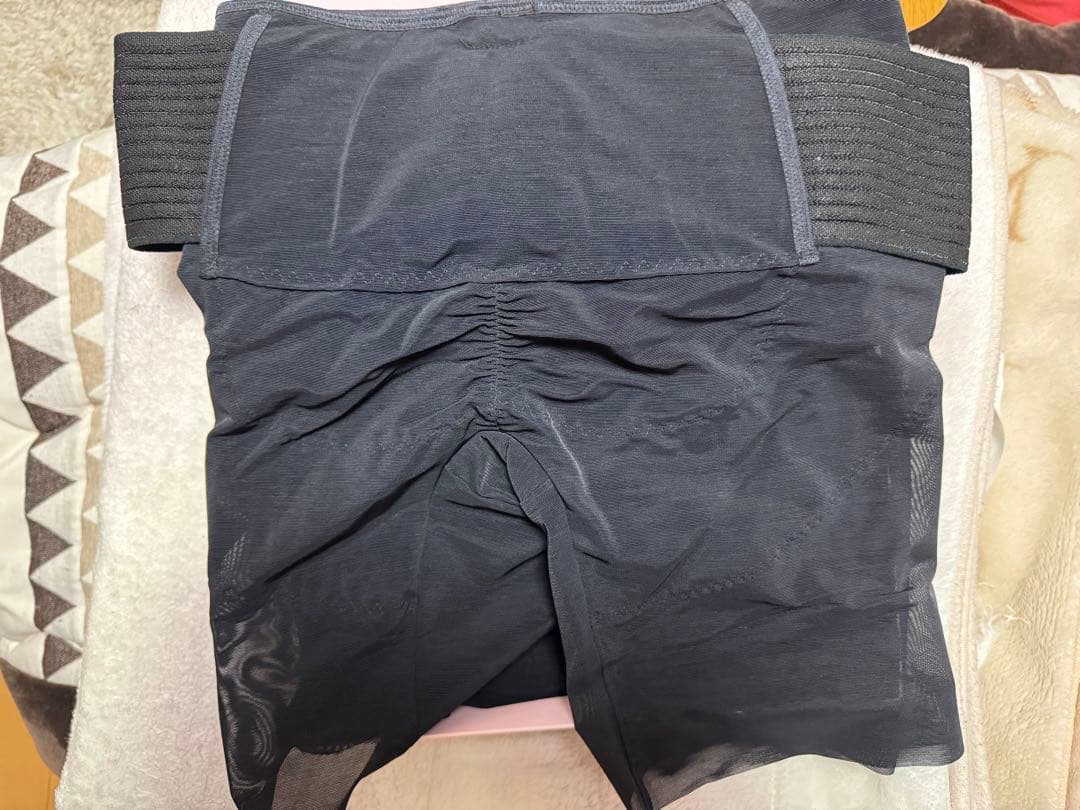 ヒップアップパワーガード ブラック LLサイズ 2枚入