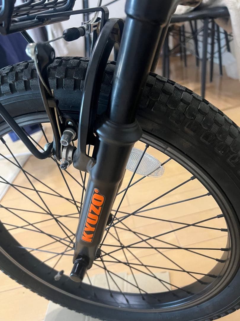 KYUZO KZ-110 20インチ折りたたみ自転車　カゴ付き