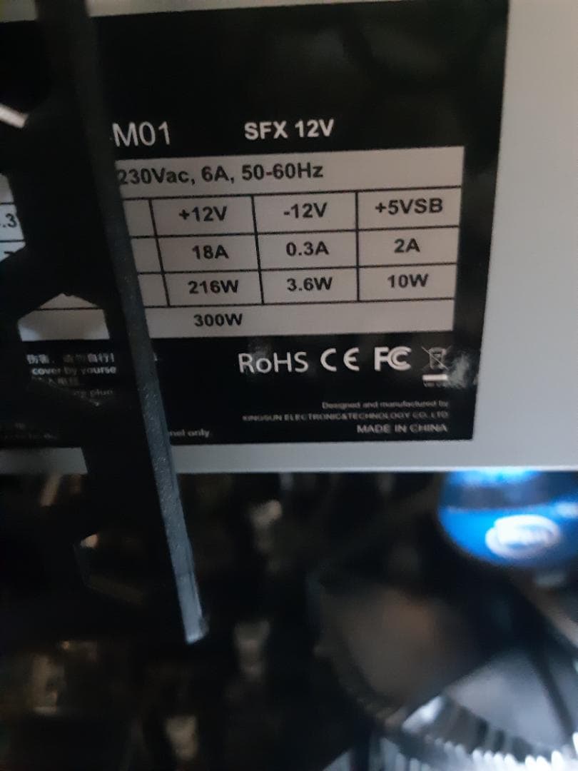 自作PC　第9世代i3・8GB・128GB・Win11