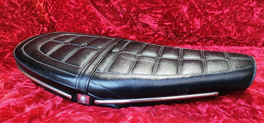 シャリー　極低　フラットシート　純正風ステッチ