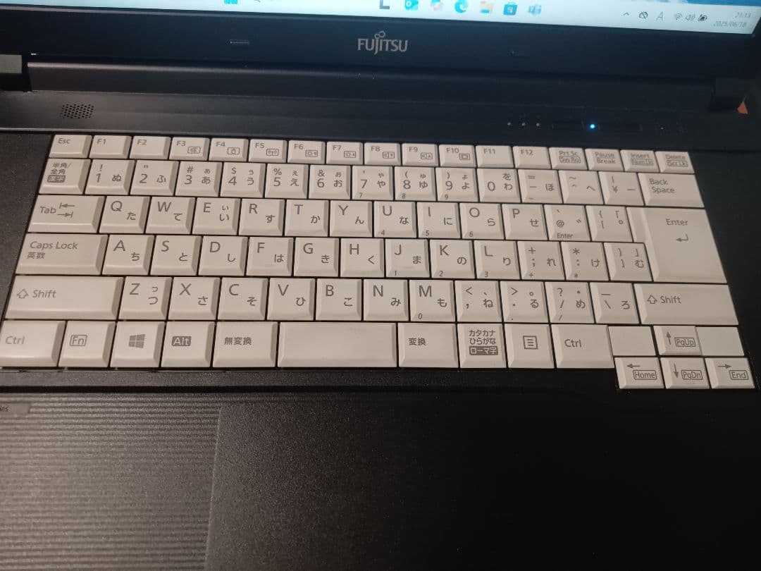 富士通ノートパソコンA577/P i5第7世代OS.Office