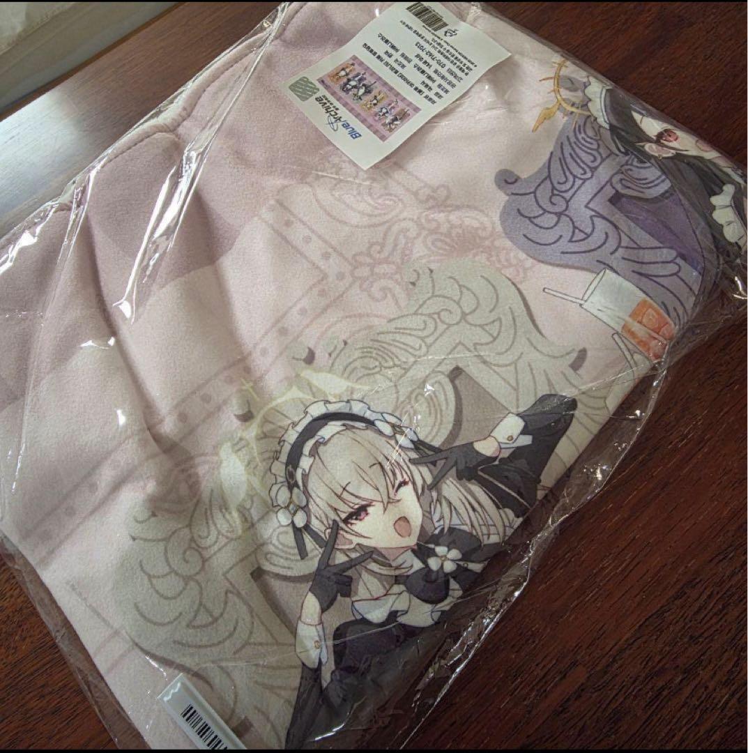 Blue Archive 韓国限定　ブルアカカフェ　ブルーアーカイブ　マント毛布