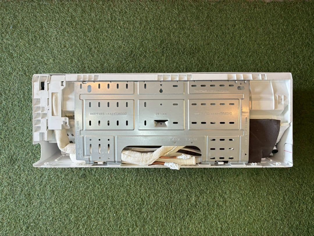 2099 ハイセンス【HA-S40C2E8】2020年製 14畳 エアコン 中古