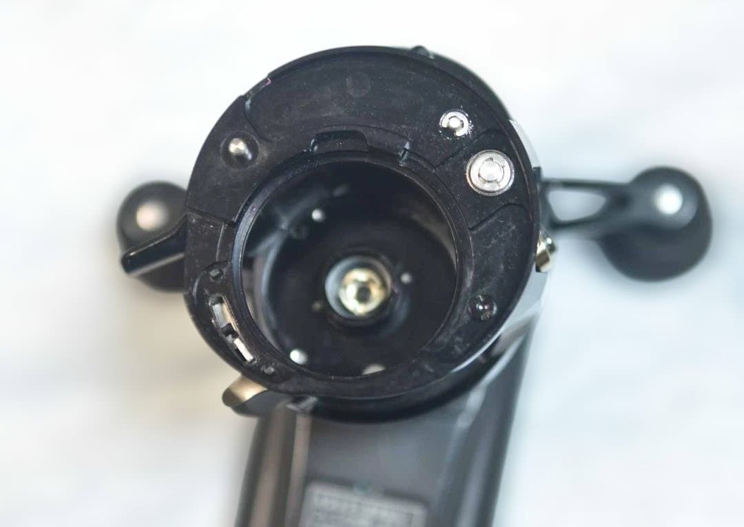 RYOGA 両軸リール 1016H　黒