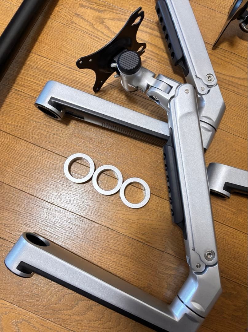 Ergounion(エルゴニオン) E666 トリプルモニターアーム
